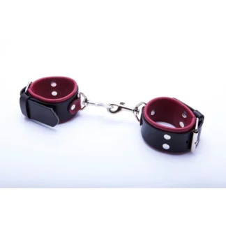 Whips Classic – putá s karabínou pre ňu